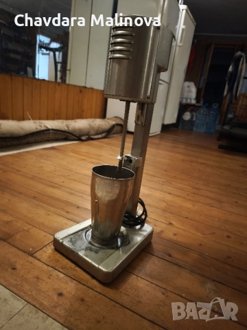 Миксер,блендер за фрапета,шейкове,коктейли, снимка 3 - Обзавеждане за заведение - 51704426