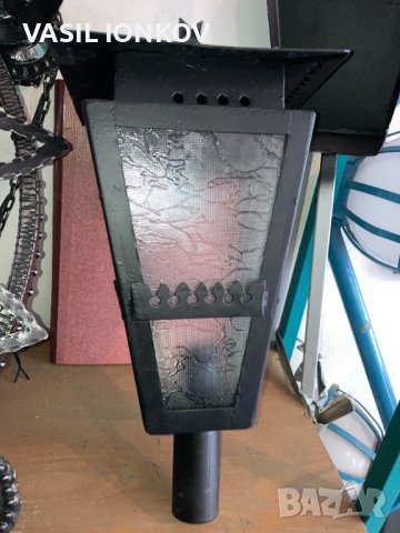 Лампа за двор 