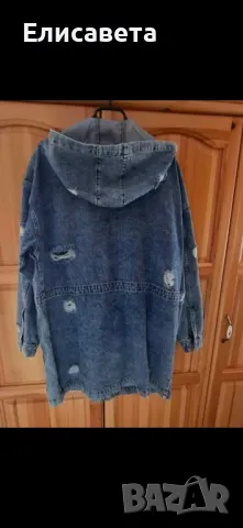 Дамско модерно дънково яке , снимка 2 - Якета - 50086403