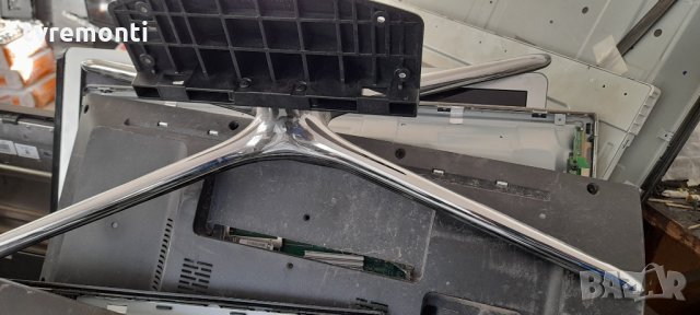 Стойкa за телевизор SAMSUNG модел UE39F5570S