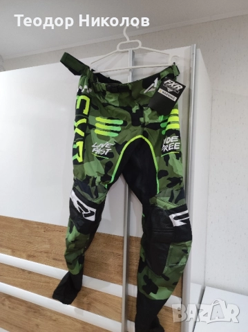 Мотокрос екип FXR, снимка 2 - Спортни дрехи, екипи - 51836179