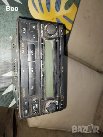 Радио и CD за Тойота 