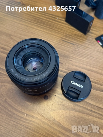Canon R8 + 50mm 1.8 + пълен фотографски комплект + гаранция. Като нов, снимка 2 - Фотоапарати - 52011529