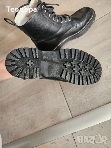 Зимни боти H&M , снимка 4 - Дамски боти - 51937801