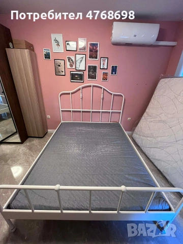 Продавам легло, спалня 