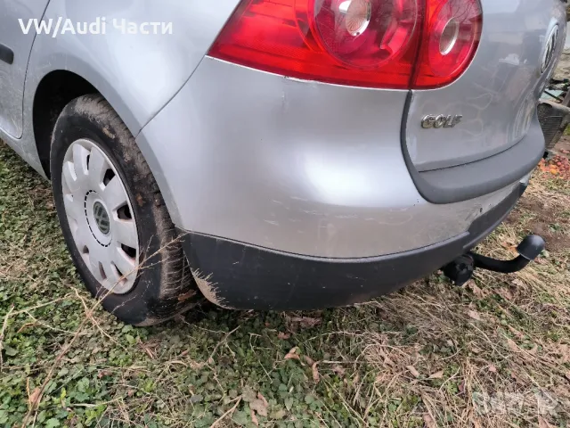 Задна броня за Голф 5 Volkswagen Golf 5 LA7W, снимка 3 - Части - 48827857