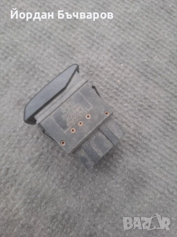 Рядък бутон за сила на звука от VW Golf & Jetta Mk2 , снимка 2 - Части - 52634427