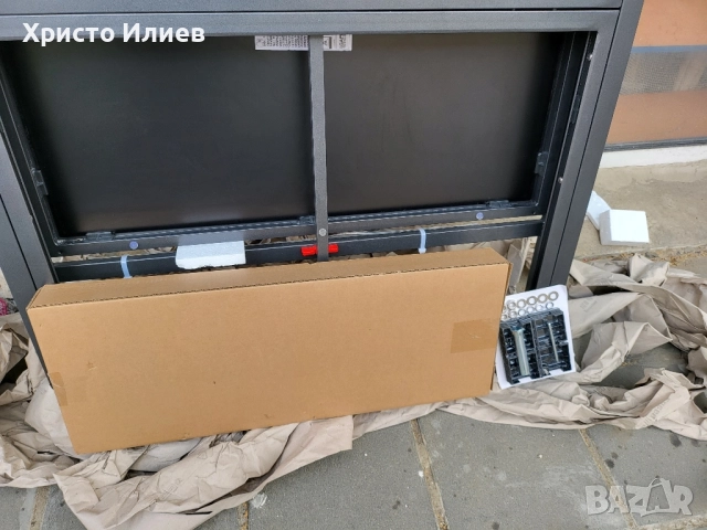 Алуминиева градинска маса LIVARNO 120/180 x 90 см, разтегателна със закалено стъкло, снимка 15 - Градински мебели, декорация  - 46050342