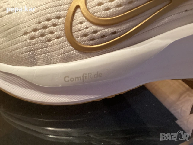 NIKE №36,5  дамски, снимка 4 - Маратонки - 53601168