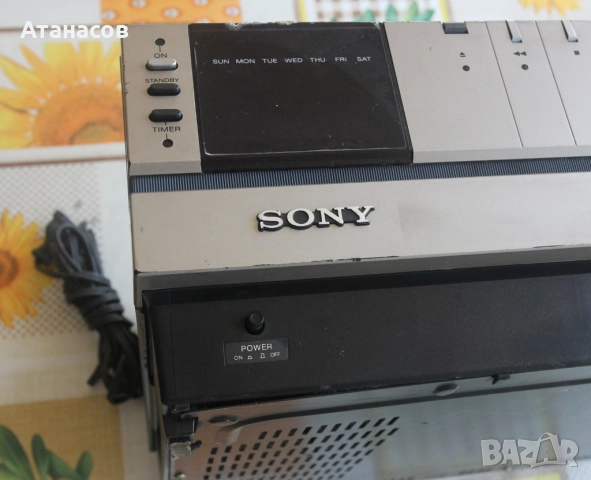 Sony Betamax SL-T7ME Video Cassette Recorder VCR, снимка 12 - Плейъри, домашно кино, прожектори - 51753417