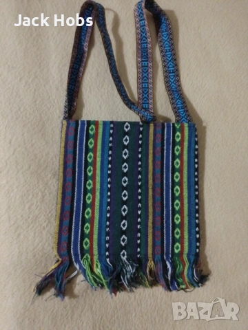 Хипи-рок чантичка с емблемата на Пинк Флойд , снимка 2 - Чанти - 53761374