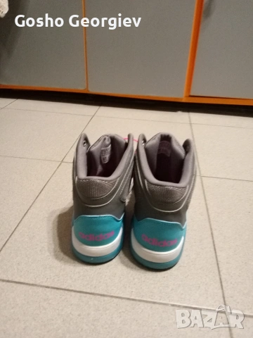 продавам дамски маратонки Адидас 40номер , снимка 6 - Маратонки - 53306269