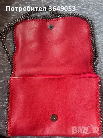 Червена чанта, снимка 3 - Чанти - 41629797