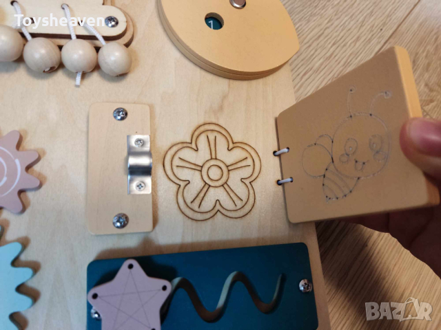 Увлекателно дървено монтесори бизиборд куфарче, снимка 5 - Образователни игри - 44820721