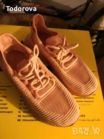 Дамски маратонки 40