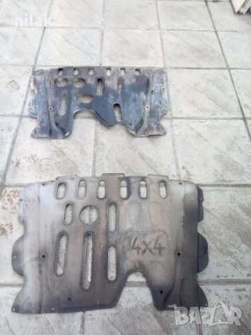 Продавам метални кори под двигател Renault 