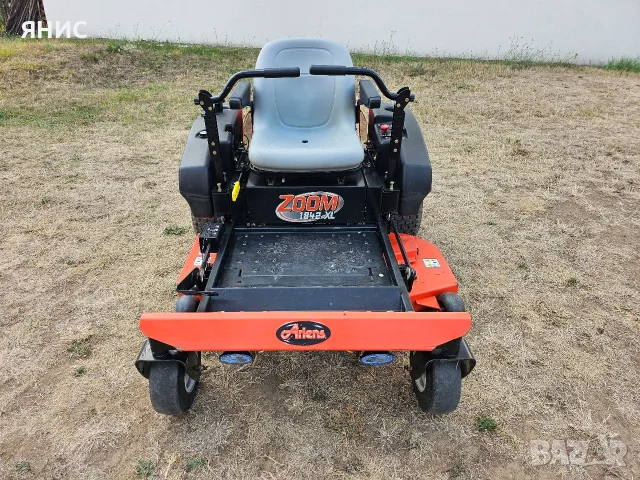 ТРАКТОРНА КОСАЧКА 18.КОНЯ BRIGGS&STRATTON/ НУЛЕВ ГРАДУС НА ЗАВИВАНЕ. КАТО НОВА , снимка 3 - Градинска техника - 56034485