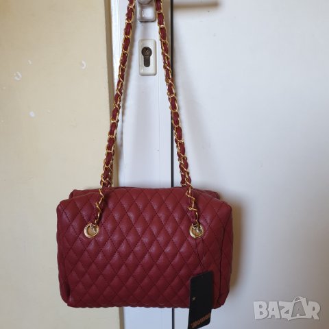 Дамска чанта в цвят бордо, снимка 3 - Чанти - 34440112