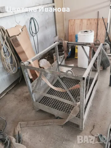 Метален палет за бутилки , снимка 2 - Други машини и части - 48108834