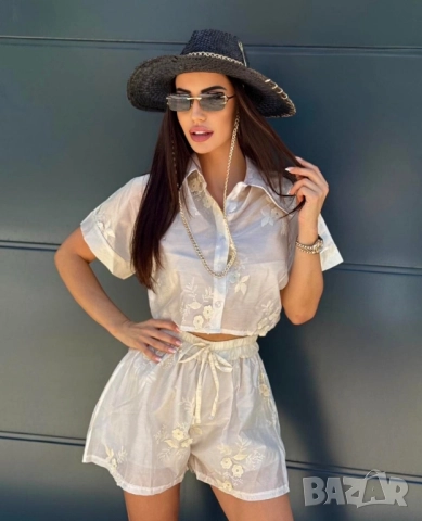 дамски флорални комплекти