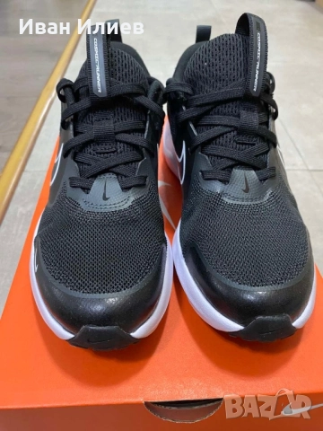 Оригинални маратонки Nike Cosmic Runner 36 номер, снимка 3 - Маратонки - 51654746