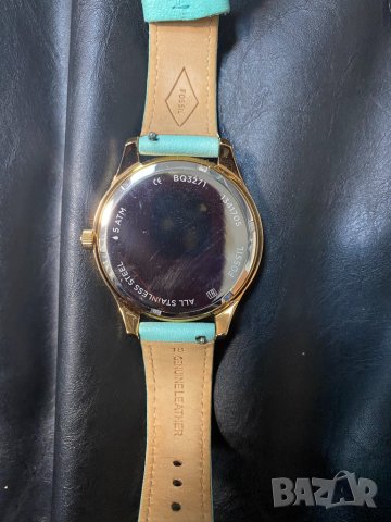 Дамски часовник Fossil, снимка 5 - Дамски - 34094644