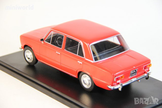 ВАЗ 2101 ”Жигули” - мащаб 1:24 на Hachette модела е нов в кутия, снимка 2 - Колекции - 28080780