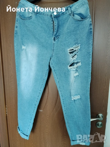 Нови дънки с накъсан ефект 2xl