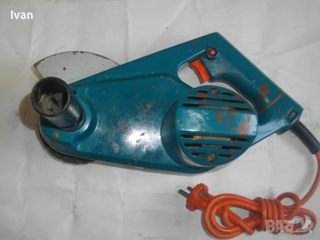 BLACK DECKER Made in CANADA 600W 3,0A ЗАЧИСТВАЩА РЕЖЕЩА ЕЛ. МАШИНА ШЛАЙФ БЛЕК ДЕКЕР ОРИГИНАЛНА, снимка 2 - Други инструменти - 48268691