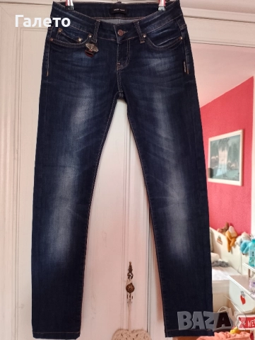 Клинове и панталони 3 и 5 лв броя 