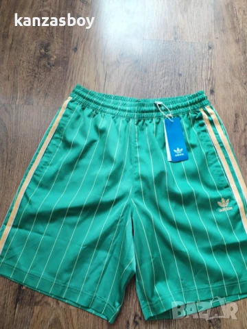 adidas Pinstripe Sprinter Shorts - страхотни мъжки панталони НОВИ С, снимка 9 - Спортни дрехи, екипи - 51044571