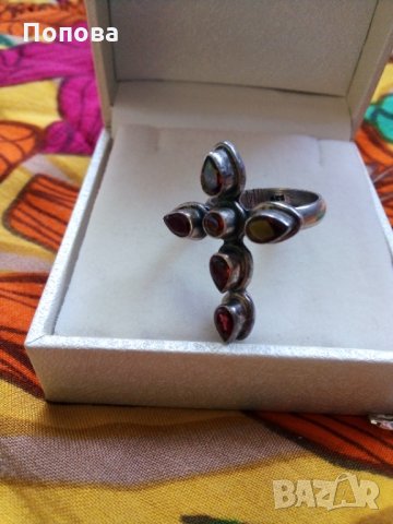 Винтидж дизайнерски  сребърен пръстен с естествени гранати, снимка 2 - Пръстени - 33914677