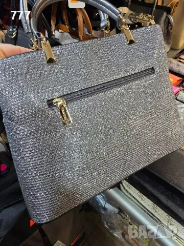 дамска чанта , снимка 2 - Чанти - 48690686