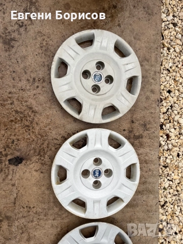 Оригинални Тасове Фиат 14цола, снимка 3 - Аксесоари и консумативи - 52434185