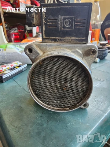 Дебитомер OPEL CORSA B 1.6 16V (106 к.с.) с референтен номер: 9312682592