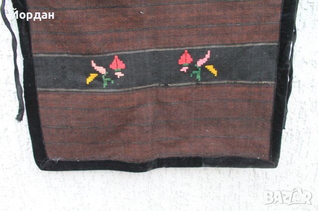 Нова вълнена бродирана престилка, снимка 6 - Антикварни и старинни предмети - 40157632