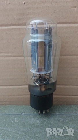 Радиолампа TUNGSRAM AZ12. , снимка 3 - Ресийвъри, усилватели, смесителни пултове - 53294467