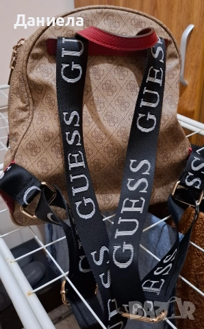 Guess дамска раница, снимка 3 - Чанти - 52921723