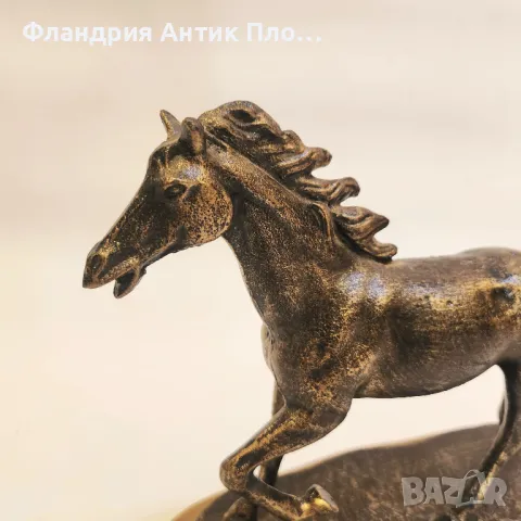 Чугунена статуетка „Галопиращ кон“, снимка 4 - Статуетки - 49100799