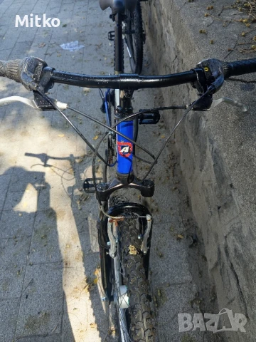 26 цола алуминиев велосипед с 21 скорости усилени капли амортисьори предни като нов в перфектно  , снимка 5 - Велосипеди - 51288709