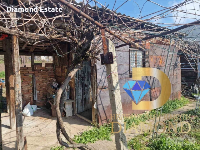 Едноетажна къща в село Татарево, общ. Първомай, снимка 17 - Къщи - 53859193