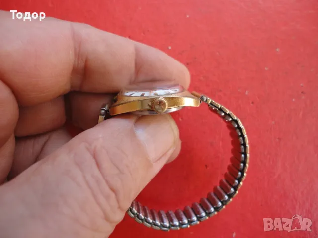 Дамски позлатен часовник Junghans 17 Jewels Germany, снимка 9 - Дамски - 56205021