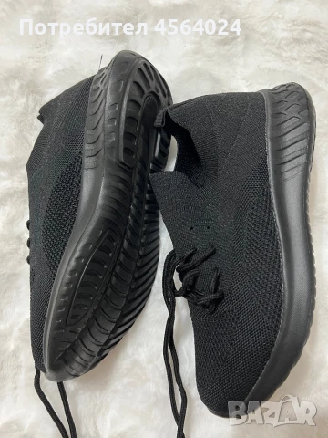 Дамски черни маратонки, снимка 4 - Маратонки - 51372317