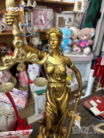 Статуетка Темида - Богинята на правосъдието 48см., снимка 2 - Статуетки - 53603176