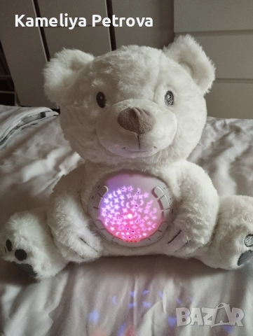 FREE2PLAY Играчка с проектор и музика МЕЧЕ БЯЛО , снимка 5 - Плюшени играчки - 52972014