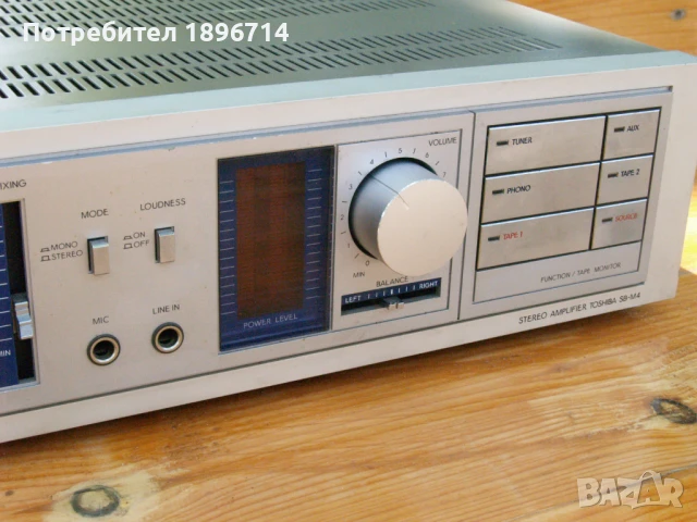 Стерео усилвател Toshiba Aurex SB-M4, снимка 3 - Ресийвъри, усилватели, смесителни пултове - 50927344