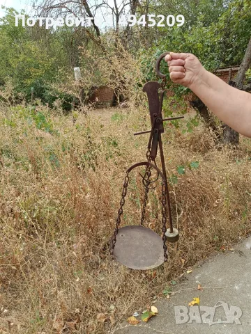 Стар кантар с топуз