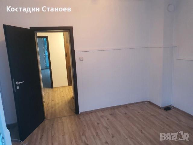 Собственик продава без посредник тристаен в кв.Иван Вазов гр.София топ място, снимка 10 - Апартаменти - 53855104