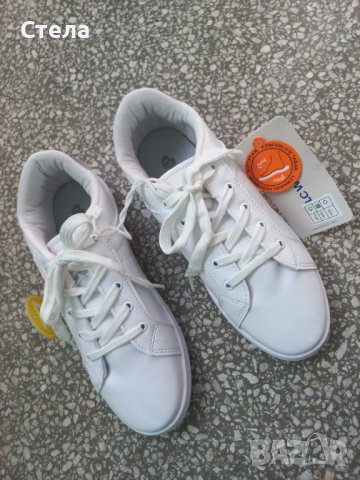 LC Waikiki кецове, нови, с етикет, бели