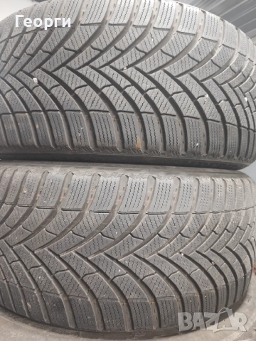 2бр.зимни гуми 225/40/18 Semperit, снимка 6 - Гуми и джанти - 52735740